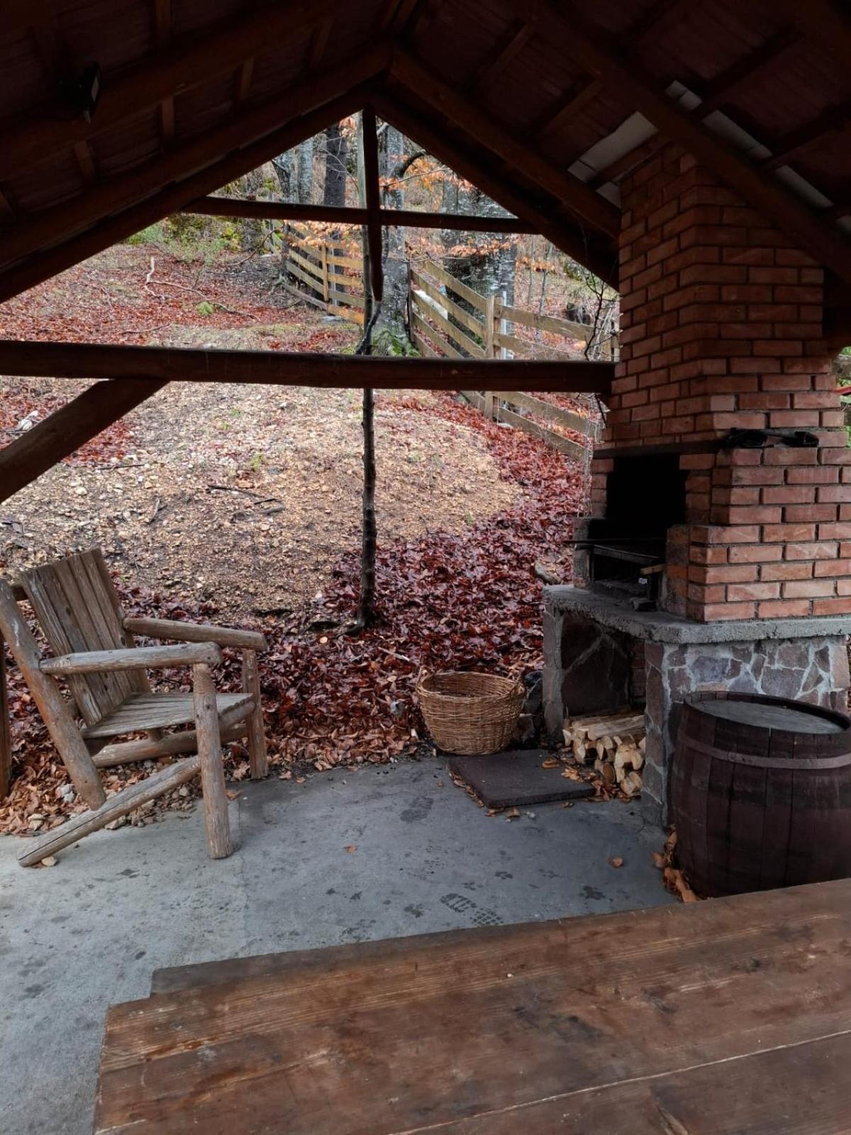 Veresko Villa Lacu Rosu Exteriör bild